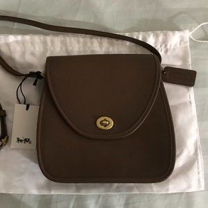 coach turnlock flap square pouch